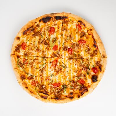 Пицца с растительным мясом в KM20 по цене 1320 ₽