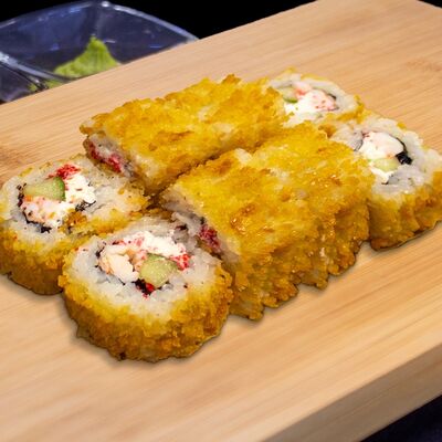 Жареный ролл с креветкой в Krakenssushi по цене 449 ₽