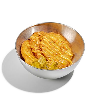 Хашбрауны с горчичным соусом и маринованными огурцами в Fats по цене 520 ₽