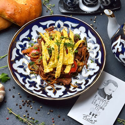 Лагман жареныйв Чинар по цене 495 ₽