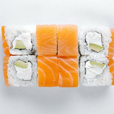 Филадельфия лайт с авокадо в Sushi Price по цене 329 ₽