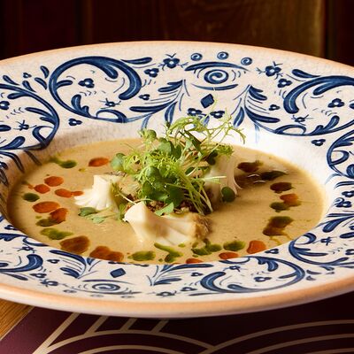 Грибной крем-суп с хинкалиоли из вешенок в NANA Pirveli по цене 565 ₽