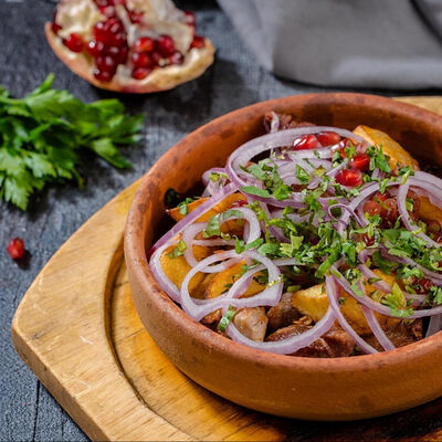 Жаркое по-домашнему из курицы в Сахара по цене 1100 ₽