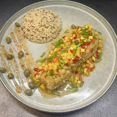 Судак в кисло-сладком соусе в Лось Лосось по цене 850 ₽