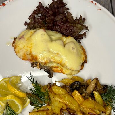 Семга по-монастырски в Старый Город по цене 1103 ₽