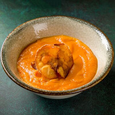 Суп-пюре из батата с чипсами в Дюшес по цене 490