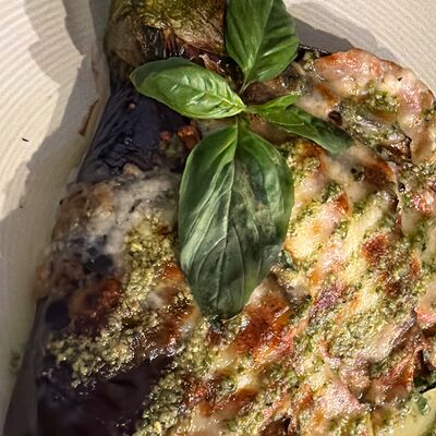 Баклажан, запеченный с сыром и томатами в Арджи- Грузия по цене 690 ₽