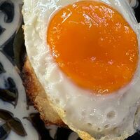 Куриная котлета с яйцом в Добрая столовая