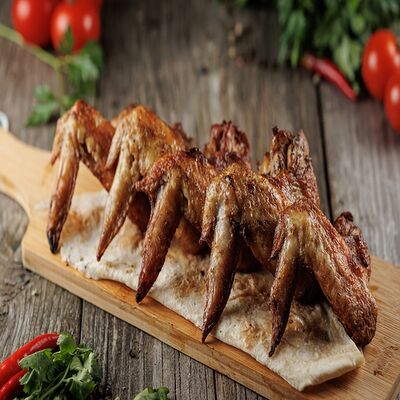 Шашлык из куриных крыльев в Шашлычная Сытый Лис по цене 290 ₽