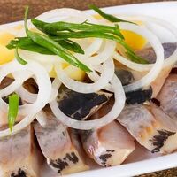 Селедка с картофелем в Piccola Pizza