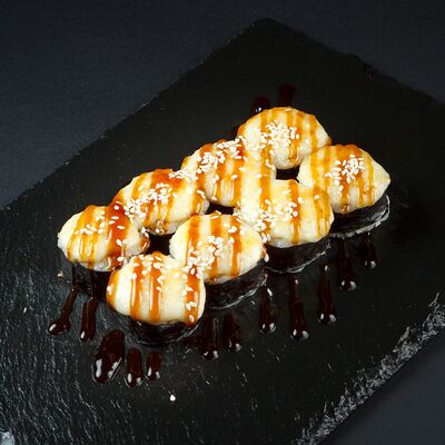 Запеченный с угрём в Sushi Seven по цене 599 ₽