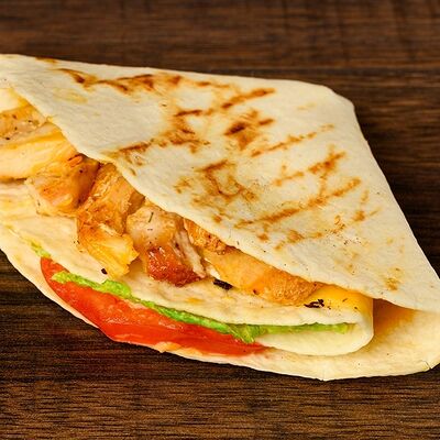 Кесадилья с курицей и плавленым сыром чеддер в Шаурма 59 по цене 209 ₽