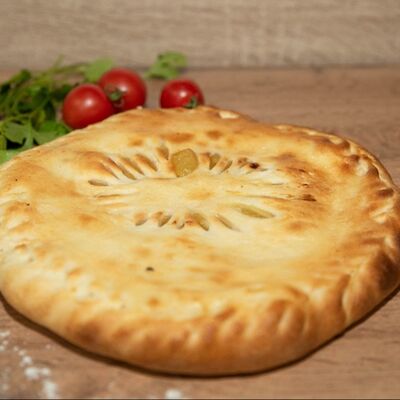 Картофельный пирог с сыром в Хинкальная Едим вкусно по цене 720 ₽