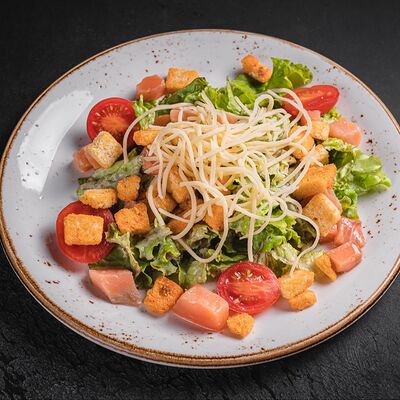 Цезарь с форелью в Мираж по цене 610 ₽