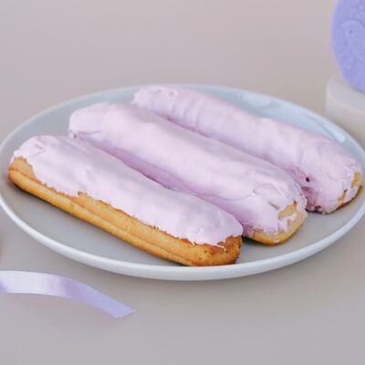 Эклер лесные ягоды (новинка) в Фыр Фыр по цене 200 ₽