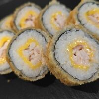 Чикен чиз хот в Wok & Sushi
