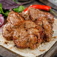 Шашлык из говяжьей вырезки, бастурма в Кристалл