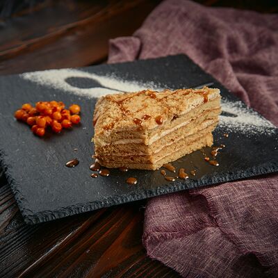 Пирожное в Шашлычный двор по цене 150