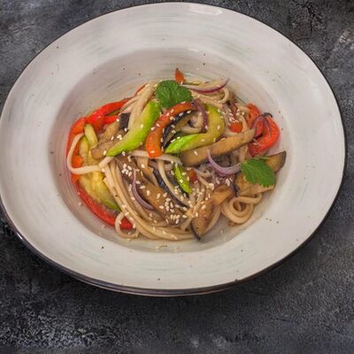 Удон по-тайски с овощами в Ёха-пицца по цене 290 ₽