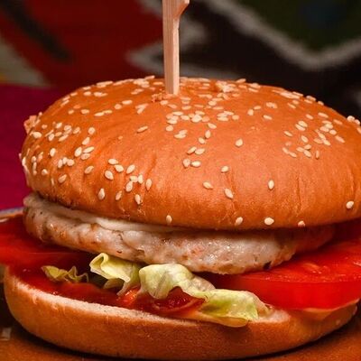 Чикенхит бургер с куриной котлетой в ШАШЛЫК & BBQ по цене 810 ₽