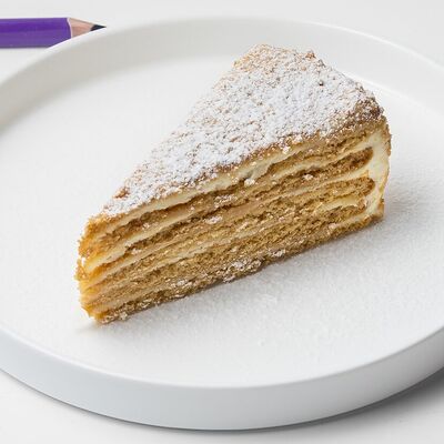 Медовик в Сытый Мишка по цене 535 ₽