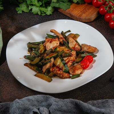 Курица под соусом терияки в Райхон по цене 470 ₽