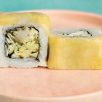 Ролл Цезарь в Sushi Street