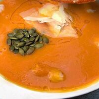 Тыквенный суп в Mama Roma