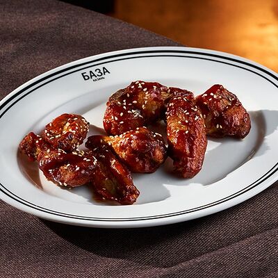Куриные крылья BBQ в База по цене 750 ₽