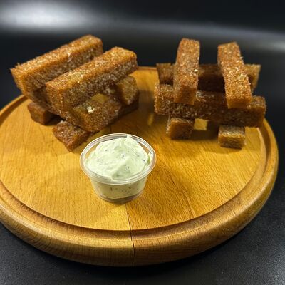 Чесночные гренкив Бистро по цене 300 ₽