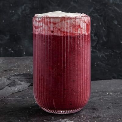 Смузи Ягодный в Наше место по цене 320 ₽