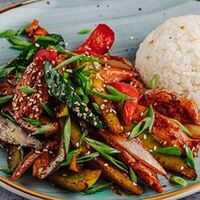Мясо по-арабски с гарниром в Донер Мастер
