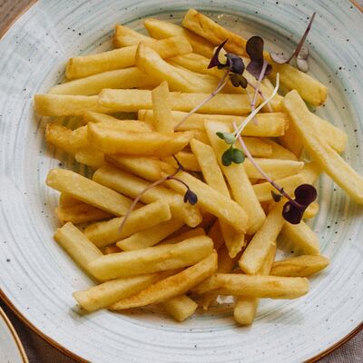 Картофель фри в Пряный Тимьян по цене 305 ₽