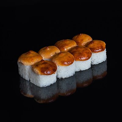 Ролл запечённый Лава в Nishiki по цене 1100 ₽