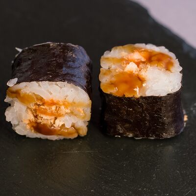 Ролл Лосось терияки макив Лукоморье по цене 595 ₽