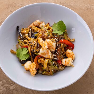 Wok Лапша с креветками в Рукоста по цене 469 ₽