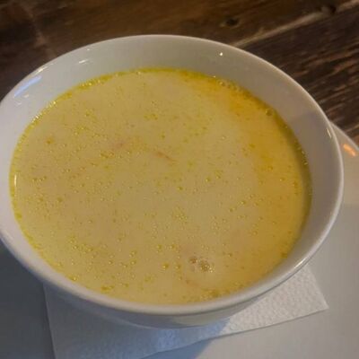 Суп сырный с кальмаром в Billy McDaniel по цене 180 ₽