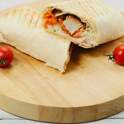 Шаурма со свининой в обычном лаваше в Шаурма time по цене 340 ₽