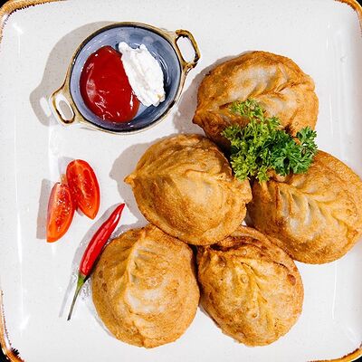 Манты жареные в Чайхана Чорсу по цене 549 ₽