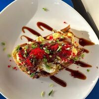 Тост с угрем в Camon Cafe