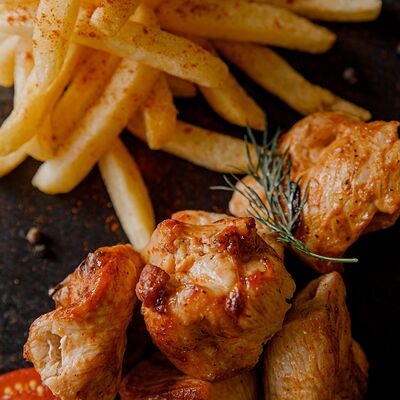 Шашлык из курицы (комплекс) в Хачапури по цене 450 ₽