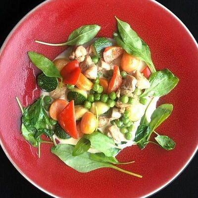 Кролик с овощами в сливочном соусе в Сохо по цене 710