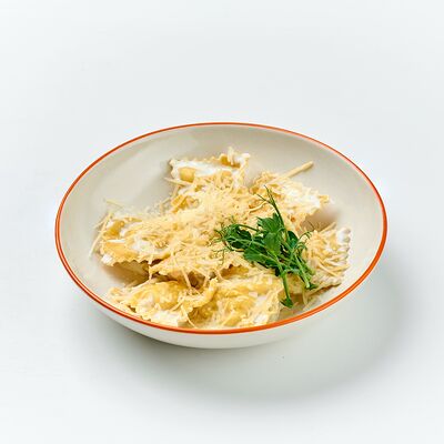 Равиоли с курицей в 7:35 Заря & KitaEast по цене 520 ₽