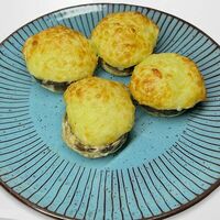 Запеченные шампиньоны с сыром в Мегрули