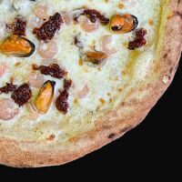 С морепродуктамив Умами пицца