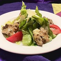 Салат с куриной печенью в Малая грузинская кухня