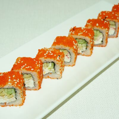 Ролл Темпура креветка спайсив СУШИSELL по цене 685 ₽