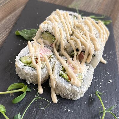 Ролл «Цезарь» в Foodlink по цене 480 ₽