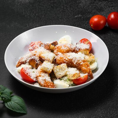 Салат Цезарь с креветками в PIZZAZAVR по цене 680 ₽