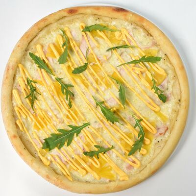 Пицца с ананасом и курицей в БамБуши по цене 555